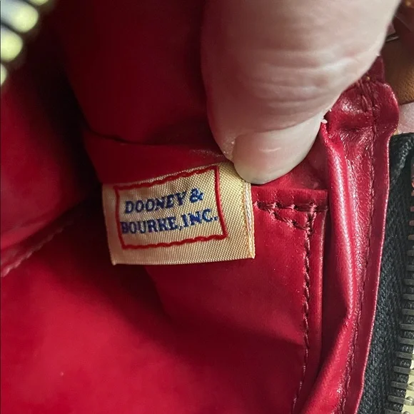 Dooney & Bourke Giraffe Wristlet - Picture 4 of 6